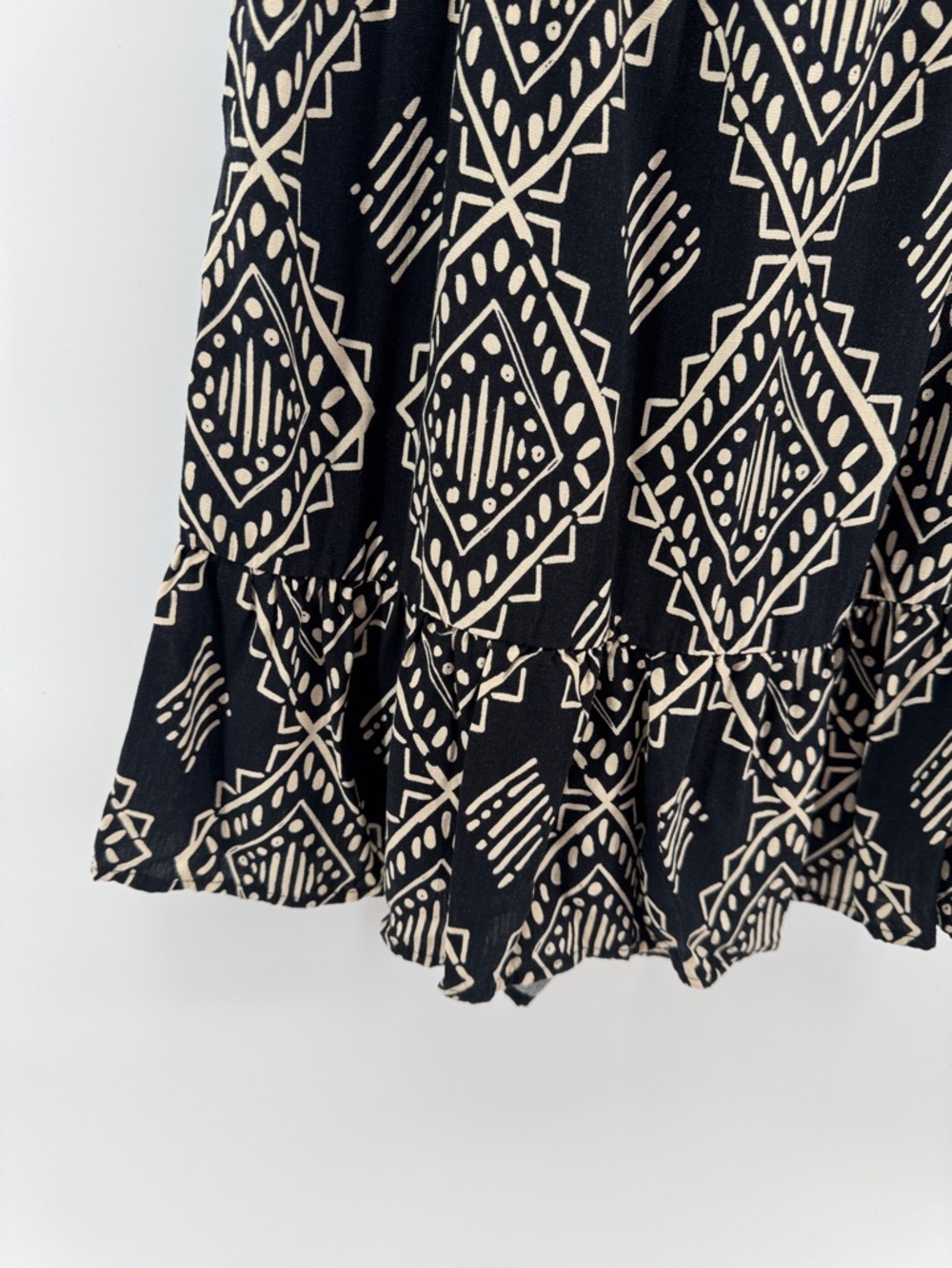 Rewind Black and Cream Geometric Tribal  Sundress Women's Size Medium Festival - Picture 4 of 10